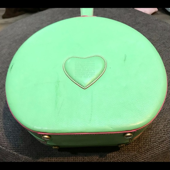 Juicy Couture leather train case purse READ please - Picture 4 of 16